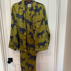 Chelsea peers zebra pajamas set